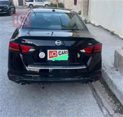 نيسان ألتيما